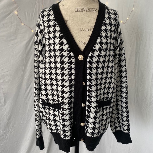 Cardigan 🆕 black white knit 5 buttons sweater v-neck oversized hip length - Picture 7 of 17